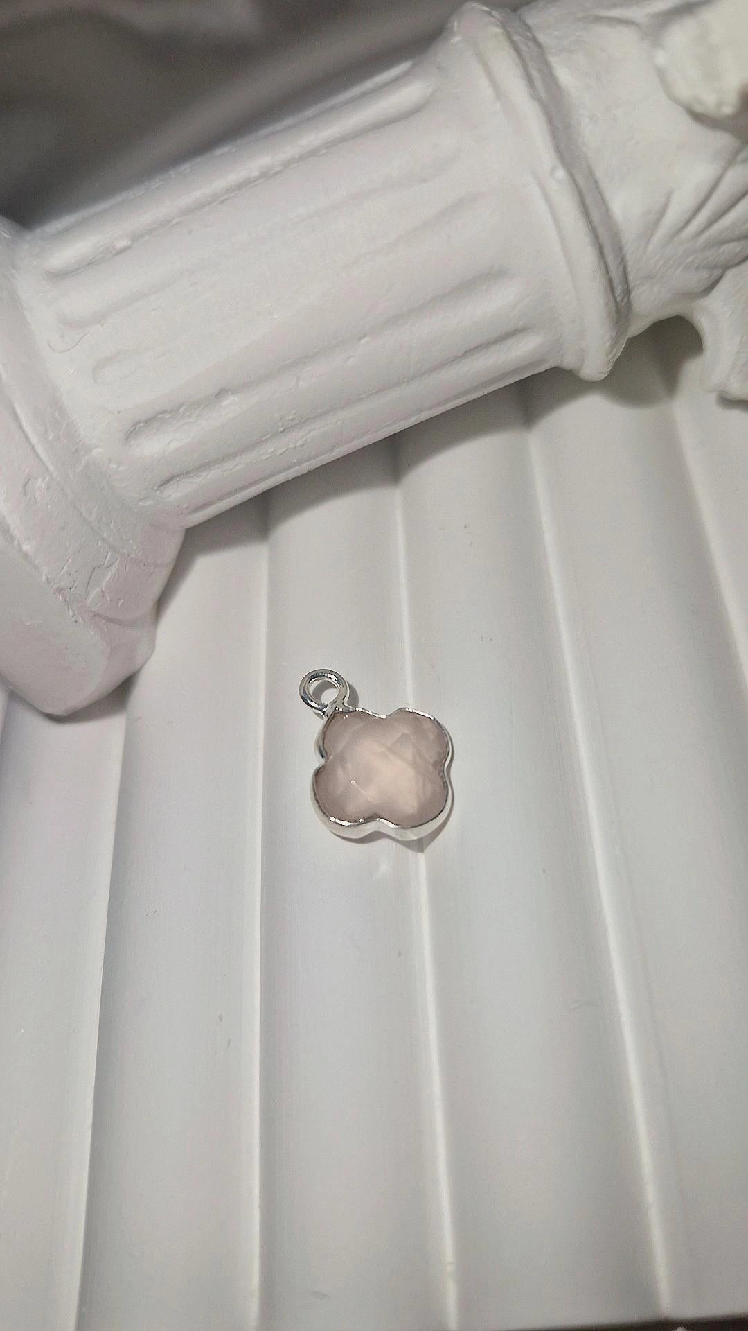 Anhänger Silber Rosenquarz (Kleeblatt)