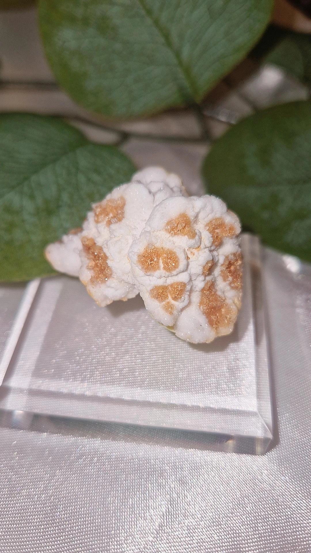Popcorn calcit