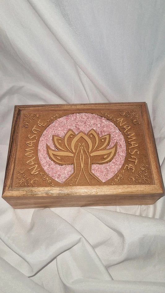 Namaste Rosenquarz Holz Box